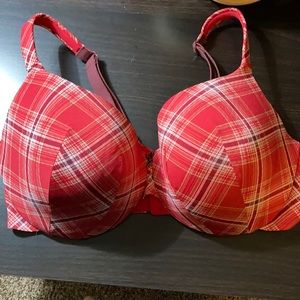 Cacique lightly lined tshirt bra